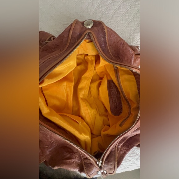 GUSTTO Luxury Leather Purse - Picture 6 of 14